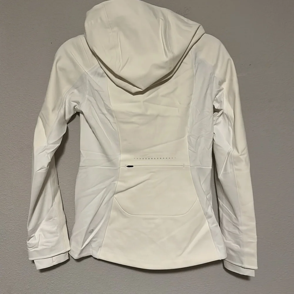 Lululemon chill jacket - Picture 11 of 11